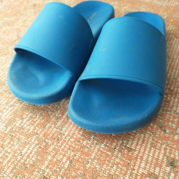 Vince Slide Sandals 7 - Picture 5 of 5